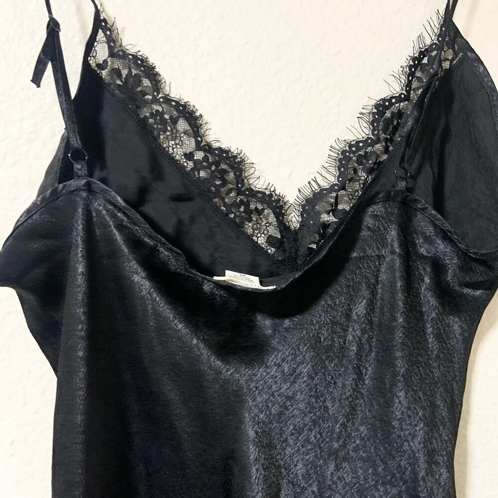 Bundle of Two Yandy Lingerie Sets - Red Lace Babydoll & Black Satin Chemise L/XL - Picture 13 of 16